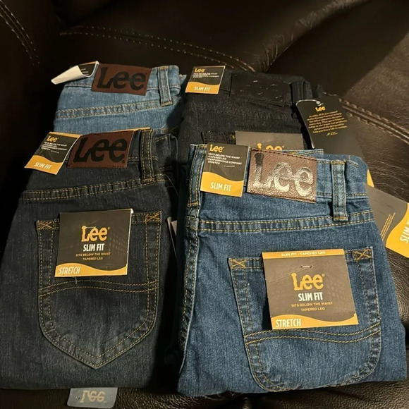 Boys Lee slim fit tapered leg jeans NWT jeans 4 Pair - Picture 1 of 9